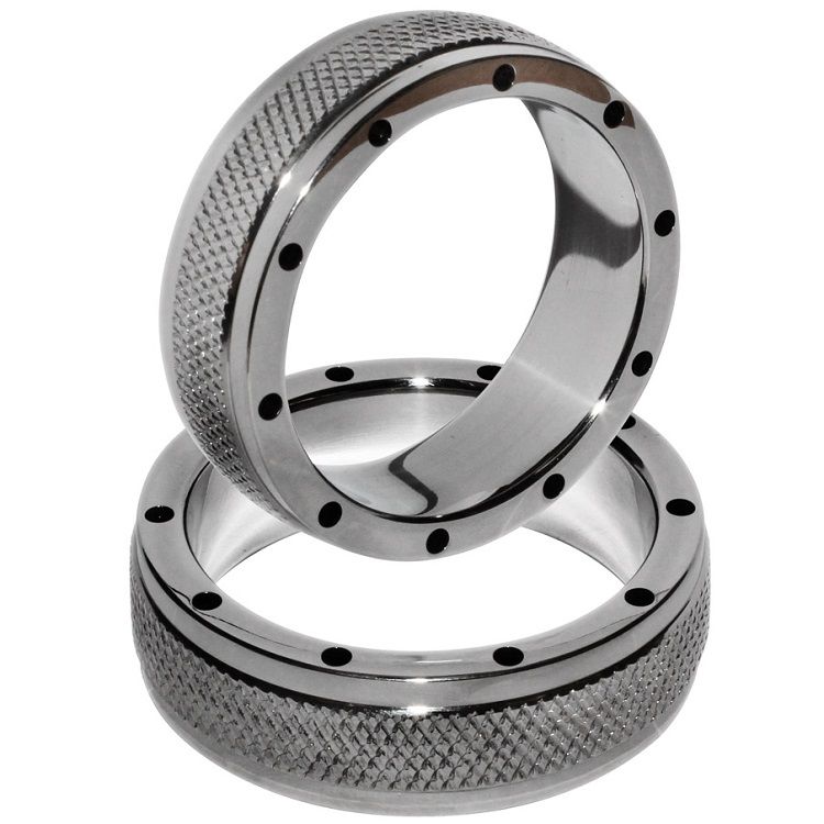METAL HARD - ANILLO METAL PARA PENE Y TESTÍCULOS 50 MM - Kanerotika SL